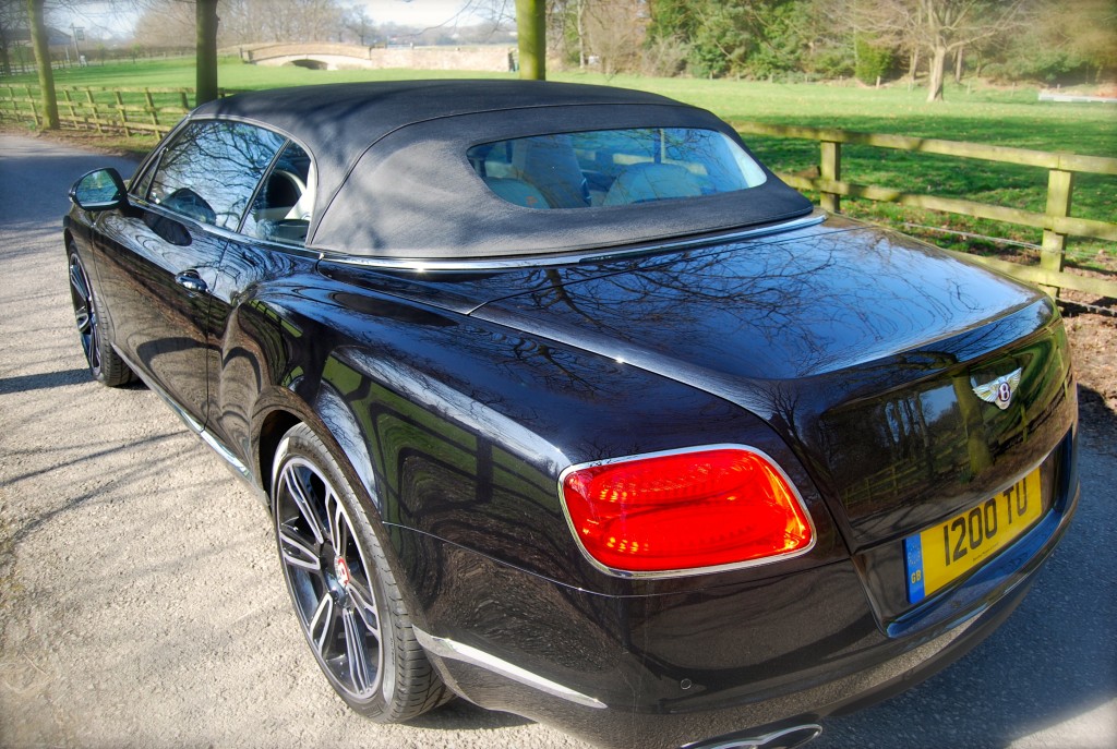 Bentley Contintental GT V8 roof up