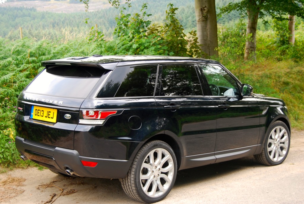 Range Rover Sport HSE side