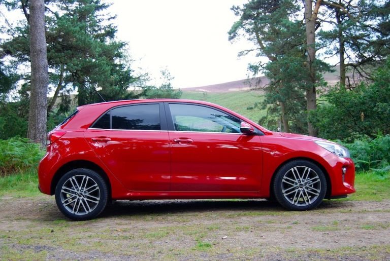 All New Kia Rio Road test and Review - Driving Torque