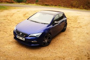 Leon Cupra 300 blue high