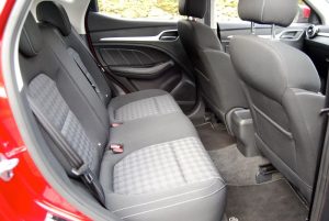 mg zs rear seats