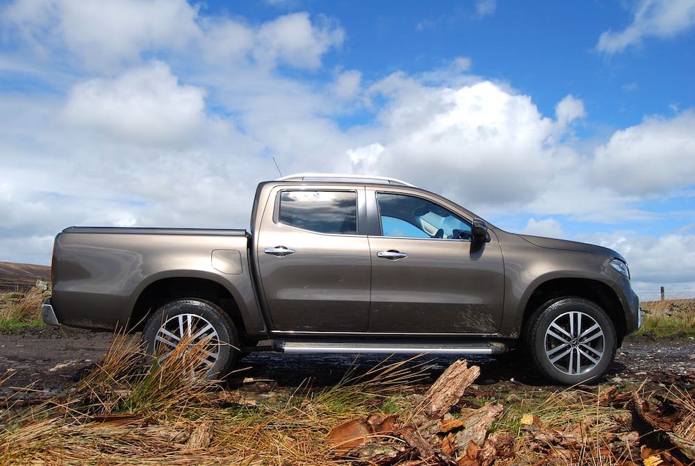 mercedes x-class side bronze