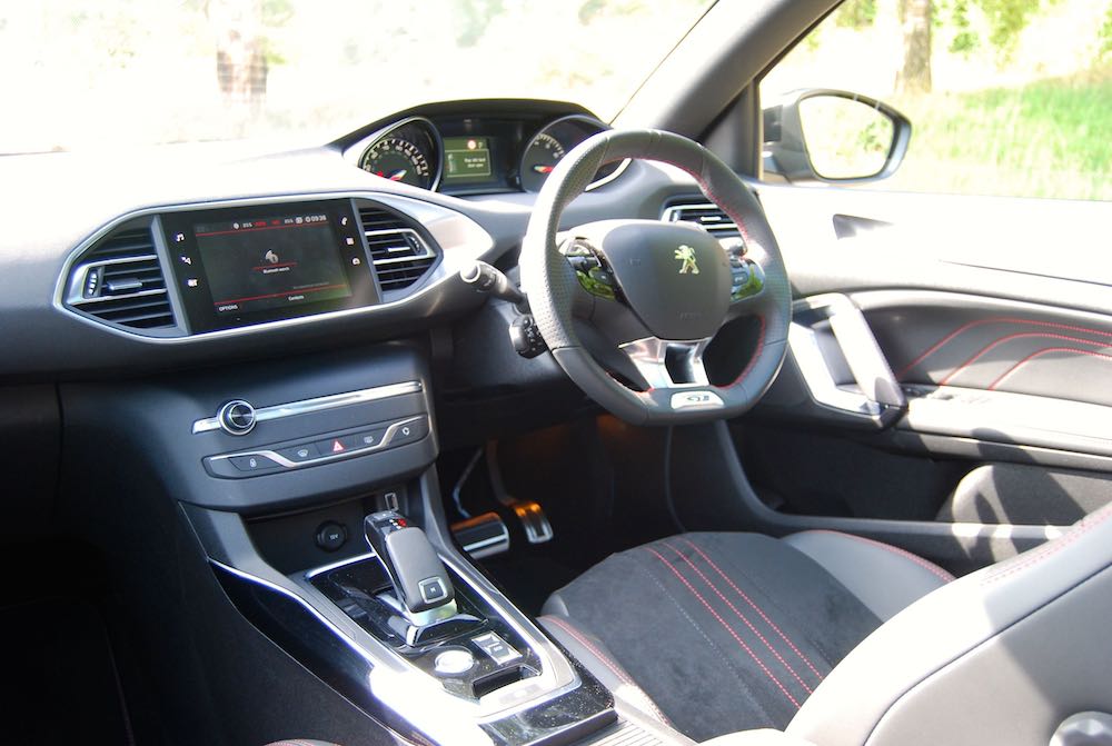 peugeot 308 sw gt interior cabin