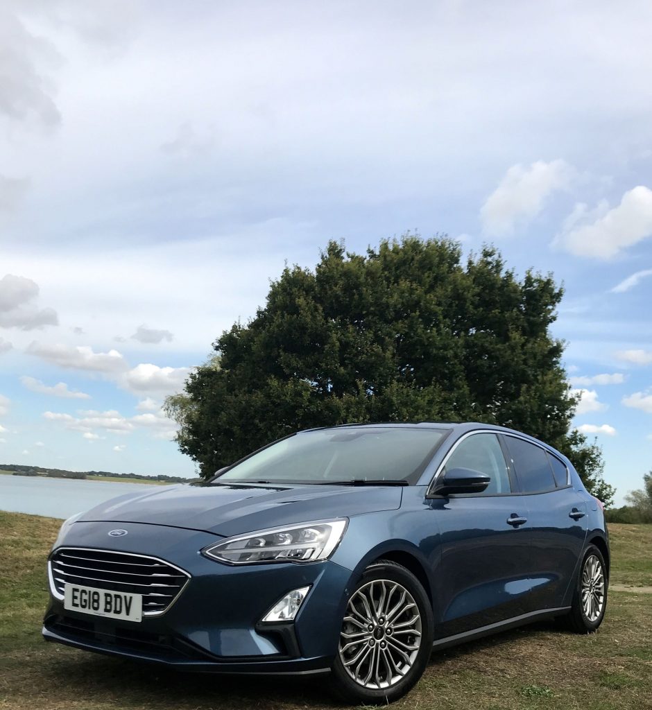 2019 Ford Focus blue front side review