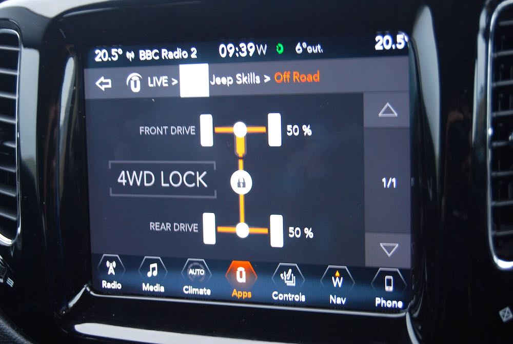 2019 jeep compass infotainment screen review roadtest