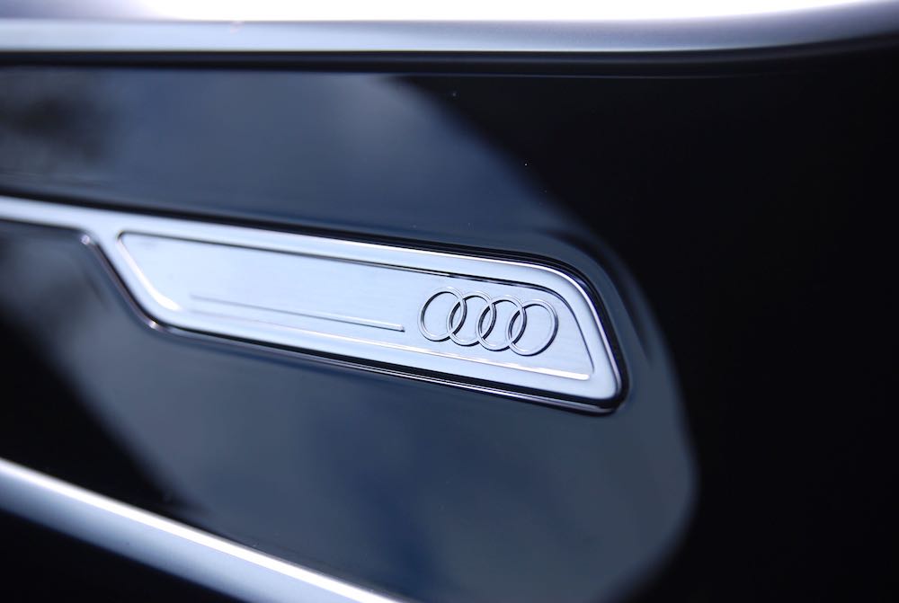 2019 Audi A6 Avant dashboard badge review roadtest