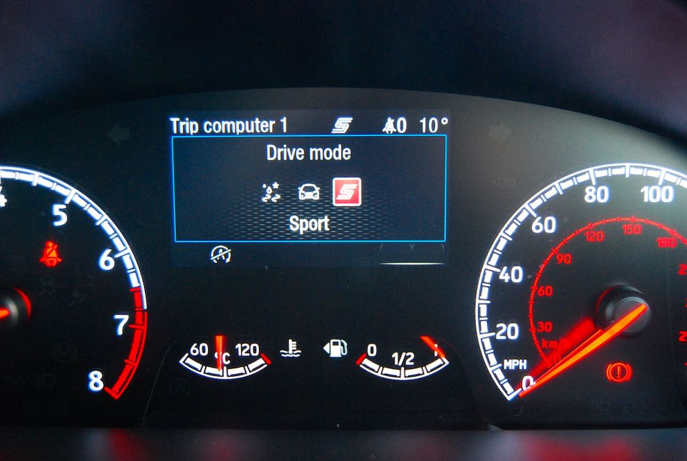 2020 ford focus st sport mode dash review roadtest